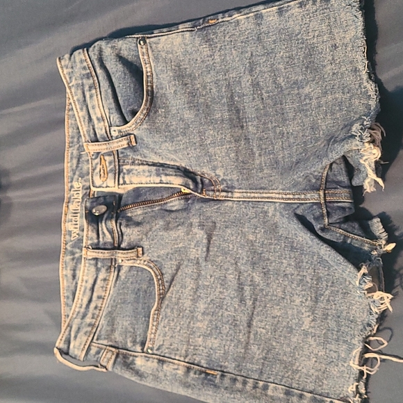 Denim shorts bundle - Picture 5 of 8